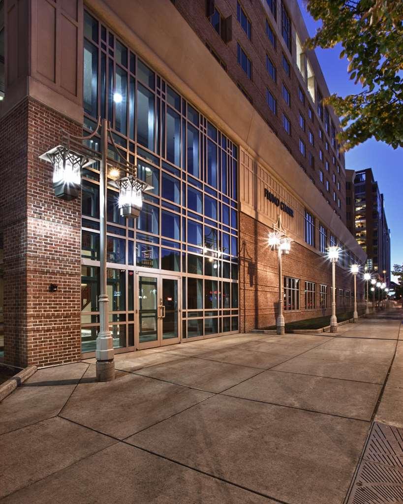 Fluno Center Madison Exterior foto